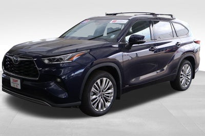 2024 Toyota Highlander Hybrid Platinum