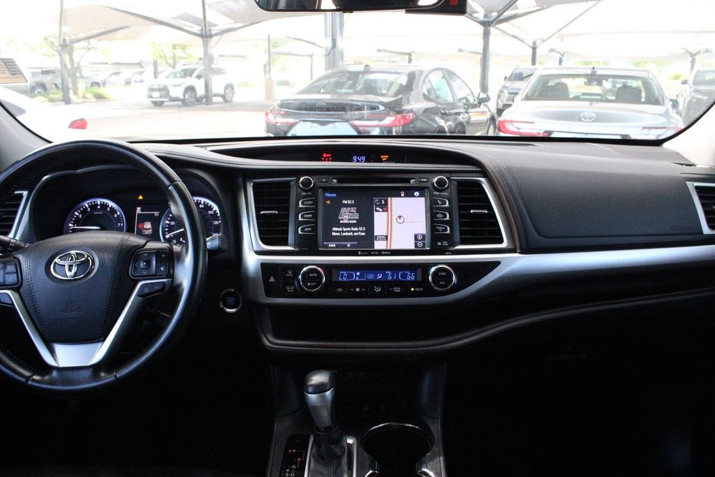 2017 Toyota Highlander XLE