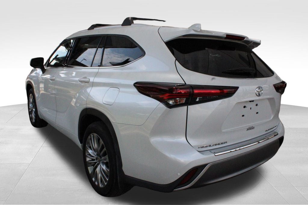 2026 Toyota Highlander Platinum