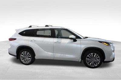 2026 Toyota Highlander Platinum