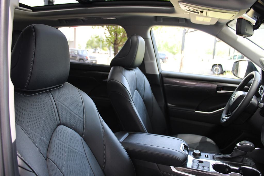 2026 Toyota Highlander Platinum