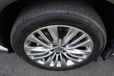 2026 Toyota Highlander Platinum