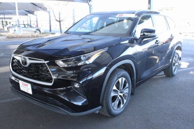 2024 Toyota HIGHLANDER XLE