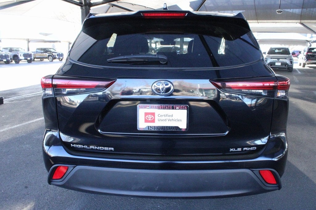 2024 Toyota HIGHLANDER XLE