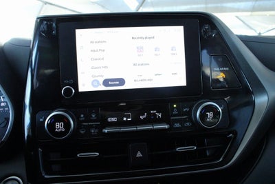 2024 Toyota HIGHLANDER XLE