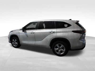 2025 Toyota HIGHLANDER LE