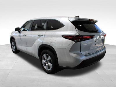 2025 Toyota HIGHLANDER LE