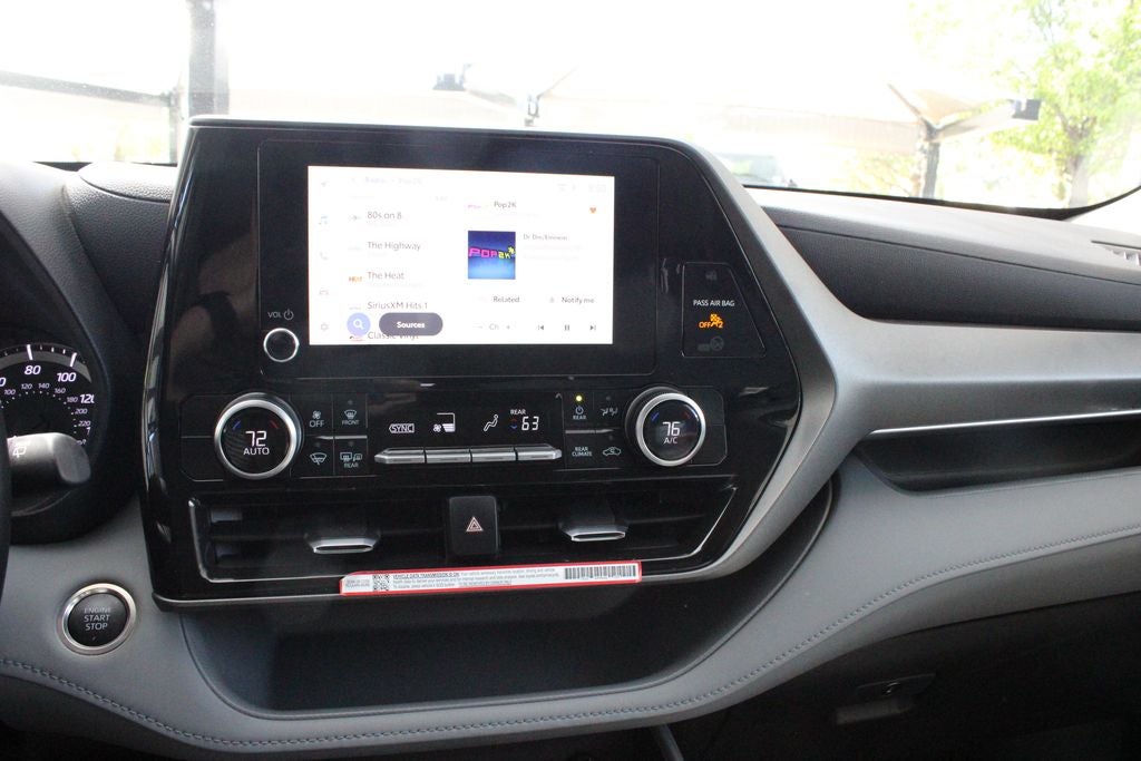 2025 Toyota HIGHLANDER LE