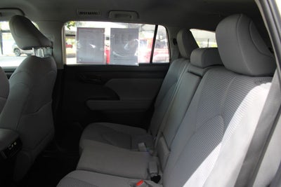 2025 Toyota HIGHLANDER LE