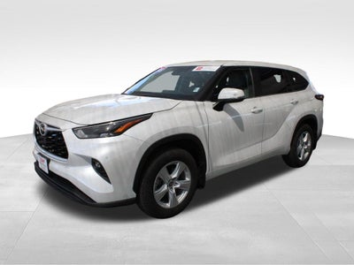 2025 Toyota HIGHLANDER LE