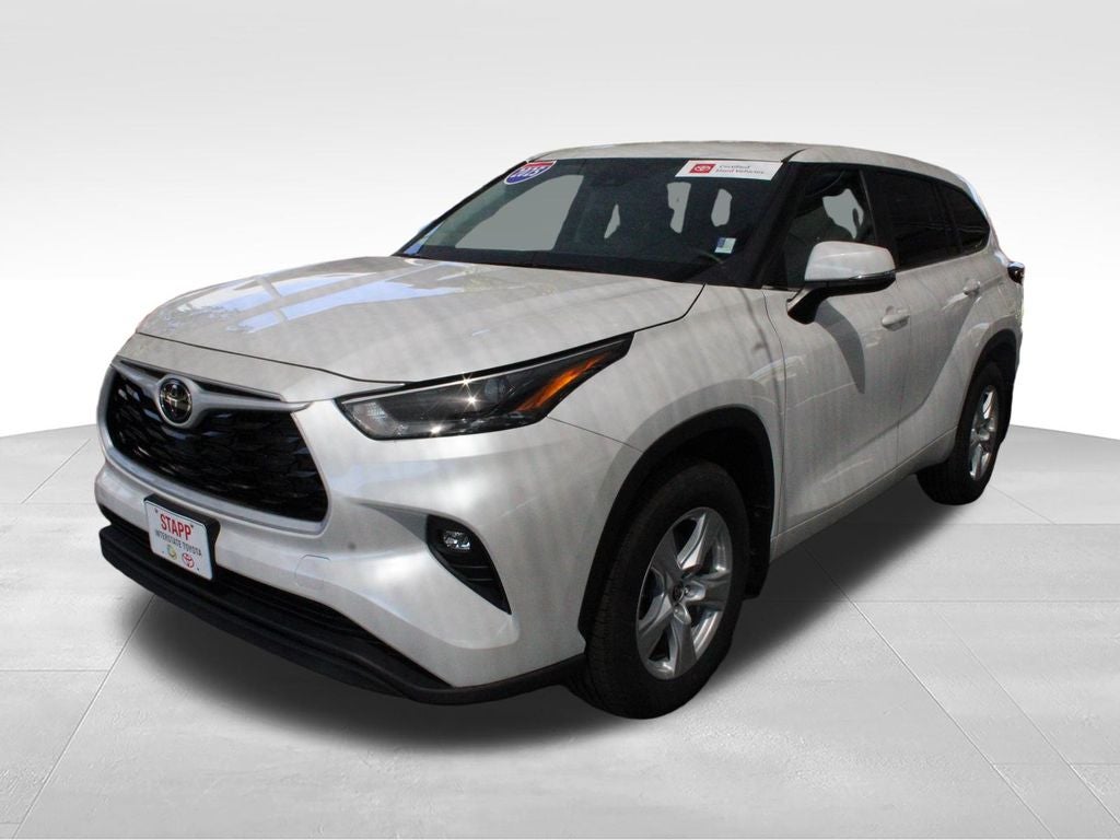 2025 Toyota HIGHLANDER LE