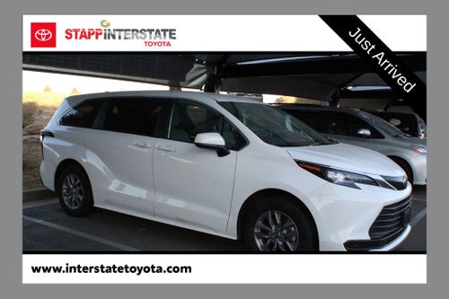 2025 Toyota Sienna LE 8 Passenger