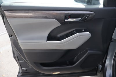 2020 Toyota Highlander Hybrid Limited