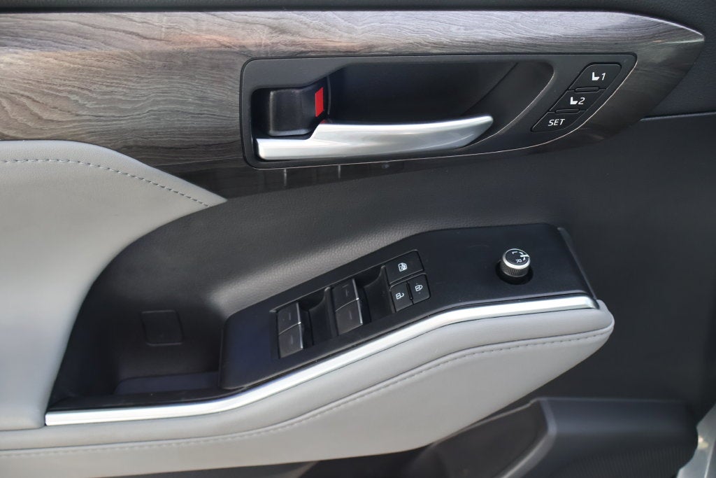 2020 Toyota Highlander Hybrid Limited