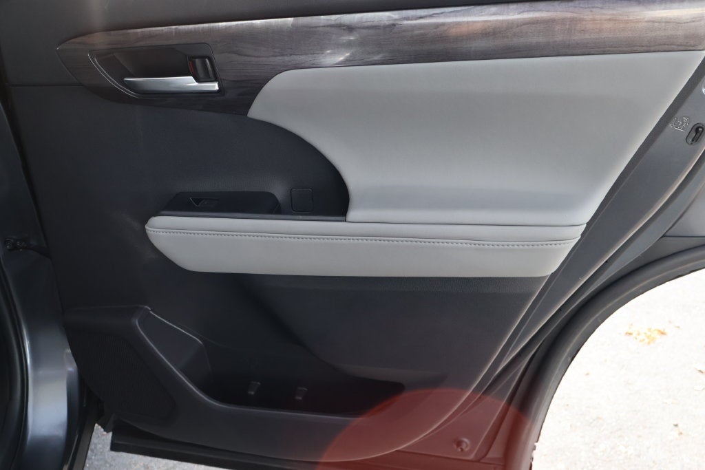 2020 Toyota Highlander Hybrid Limited