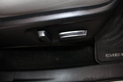 2019 Toyota SIENNA LTD PREM Limited Premium 7 Passenger