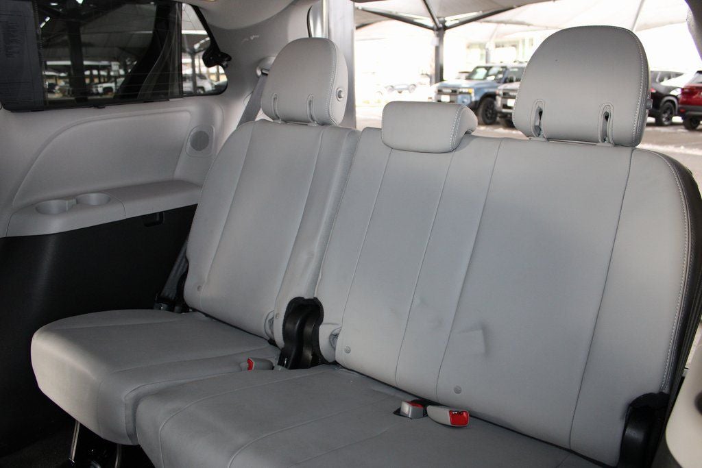 2019 Toyota SIENNA LTD PREM Limited Premium 7 Passenger