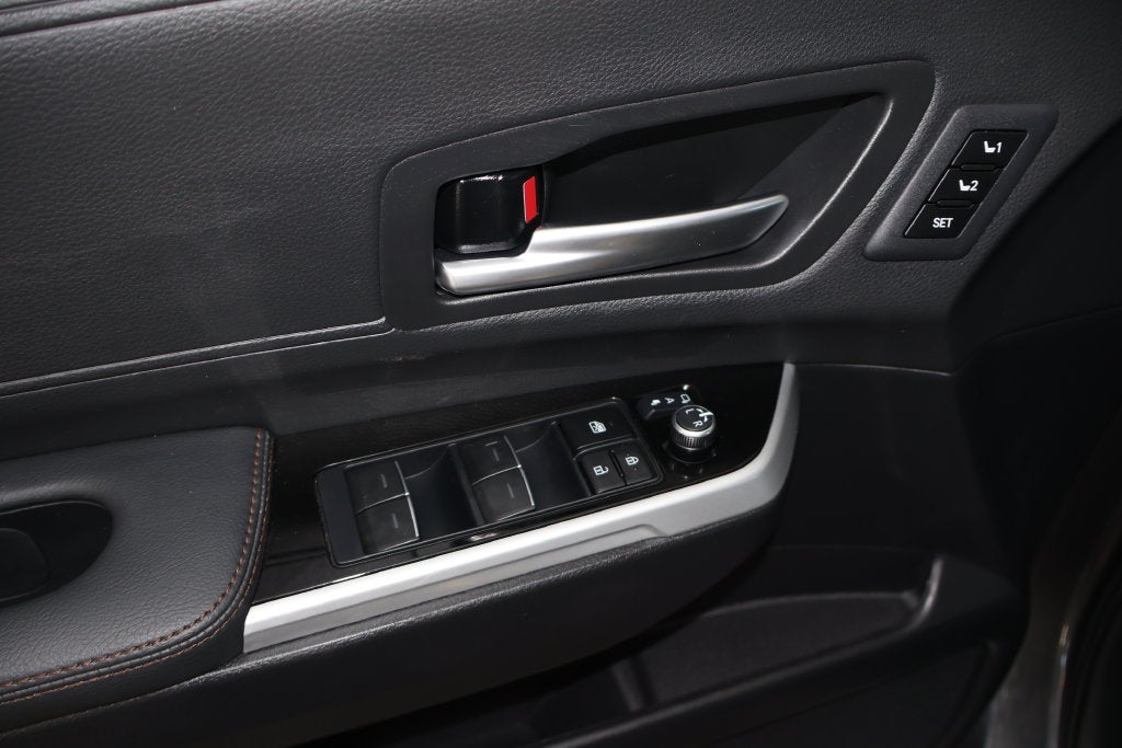 2025 Toyota Sienna Limited 7 Passenger