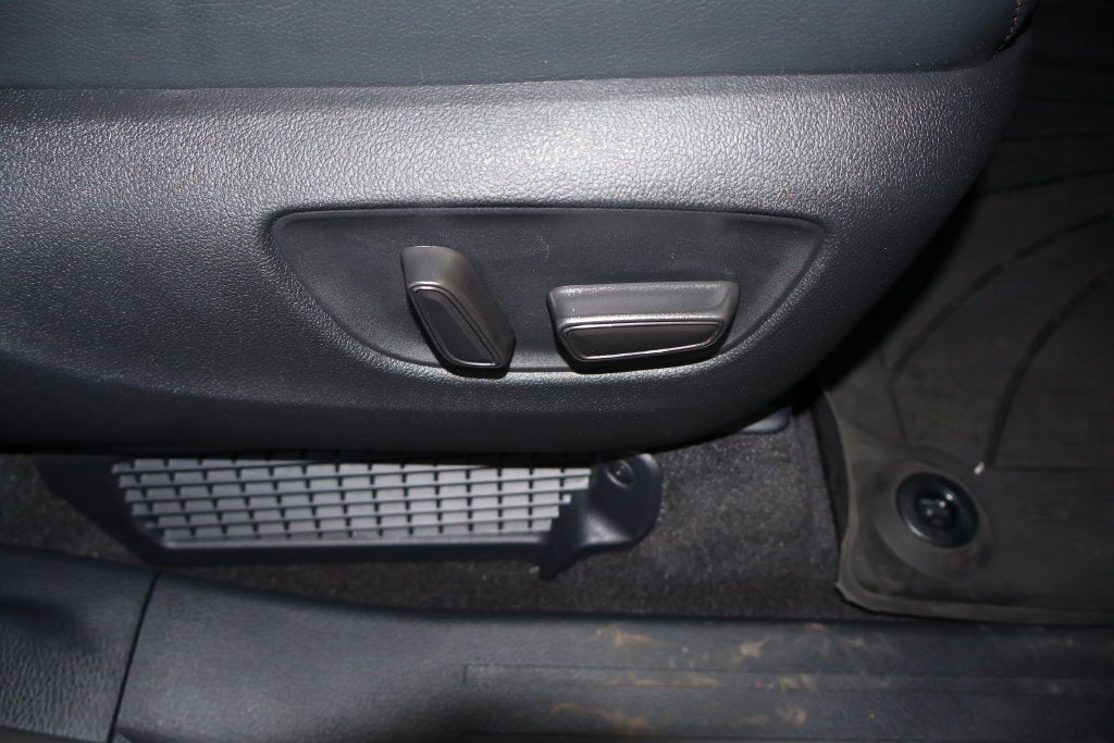 2025 Toyota Sienna Limited 7 Passenger
