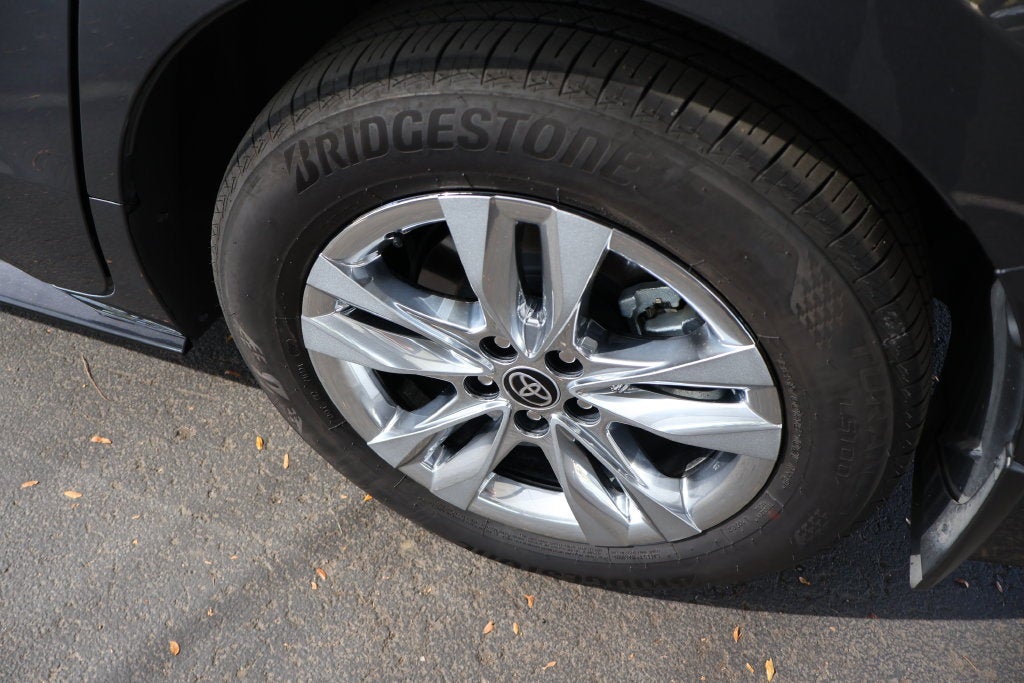 2025 Toyota Sienna Limited 7 Passenger