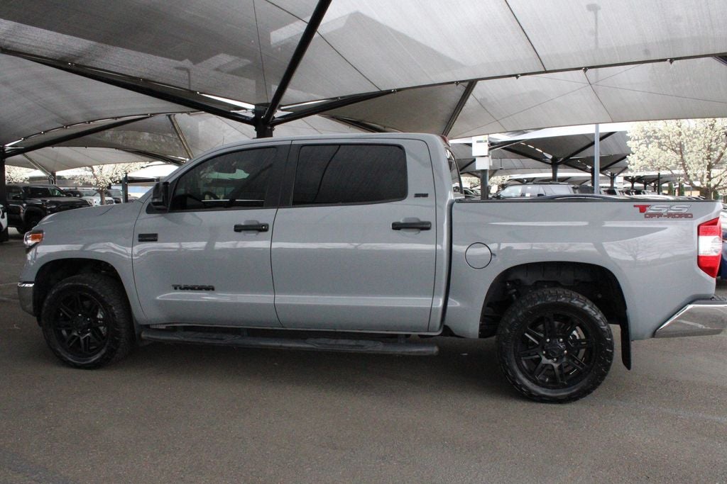2019 Toyota TUNDRA 4X4 SR5