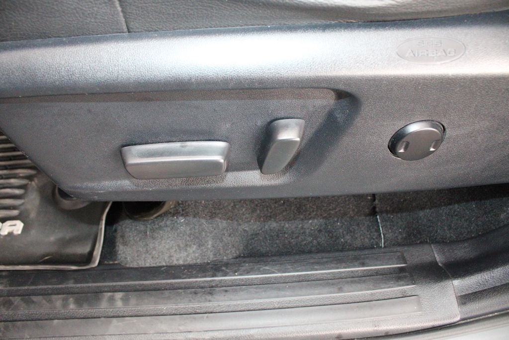 2019 Toyota TUNDRA 4X4 SR5