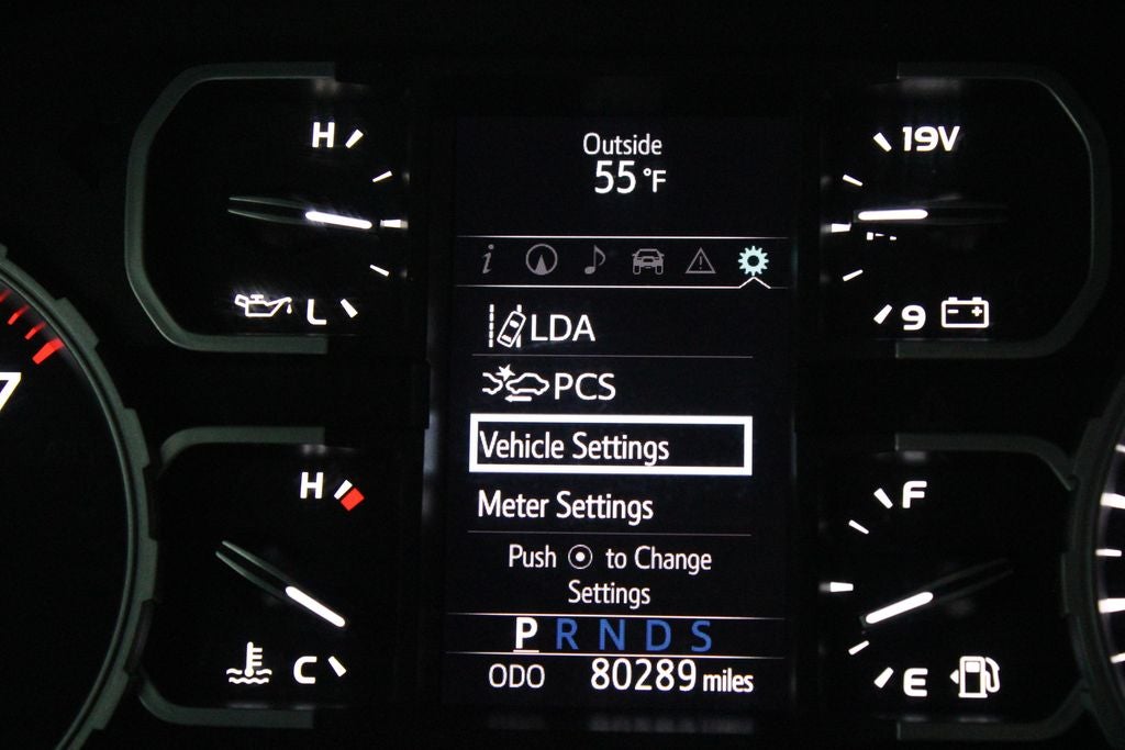 2019 Toyota TUNDRA 4X4 SR5