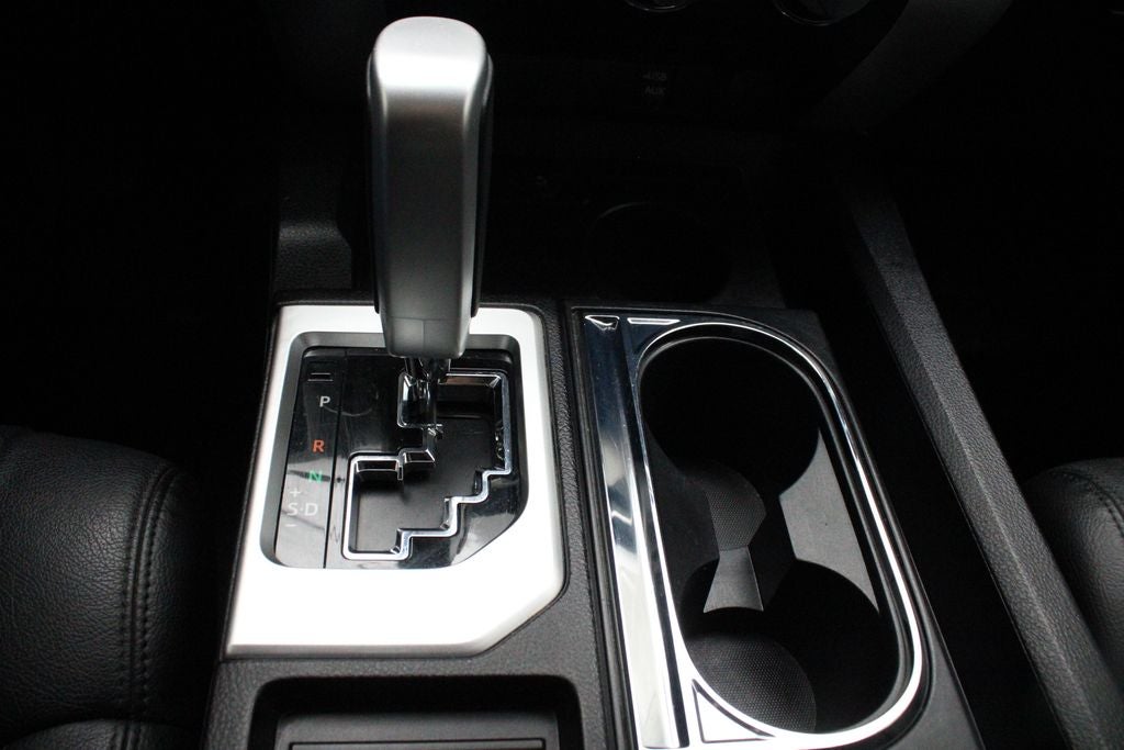2019 Toyota TUNDRA 4X4 SR5