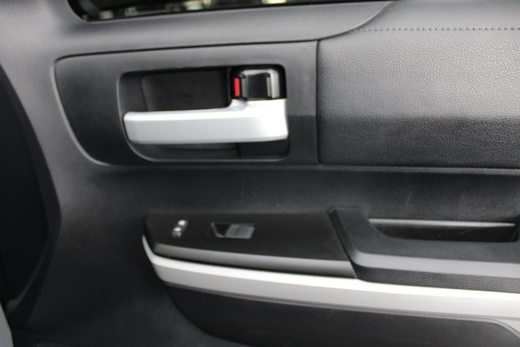 2019 Toyota TUNDRA 4X4 SR5