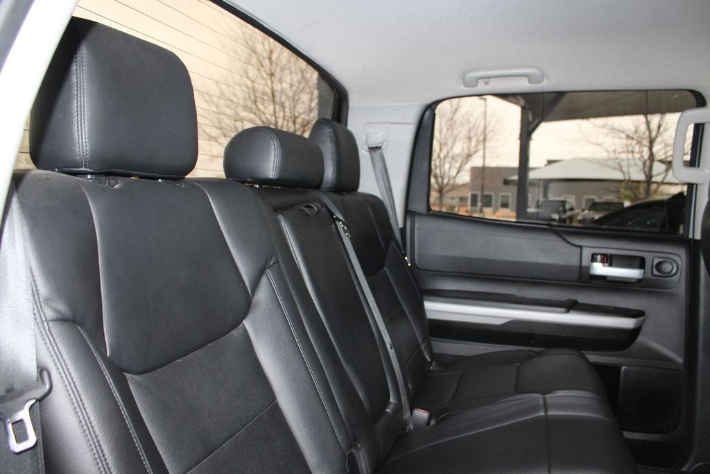 2019 Toyota TUNDRA 4X4 SR5