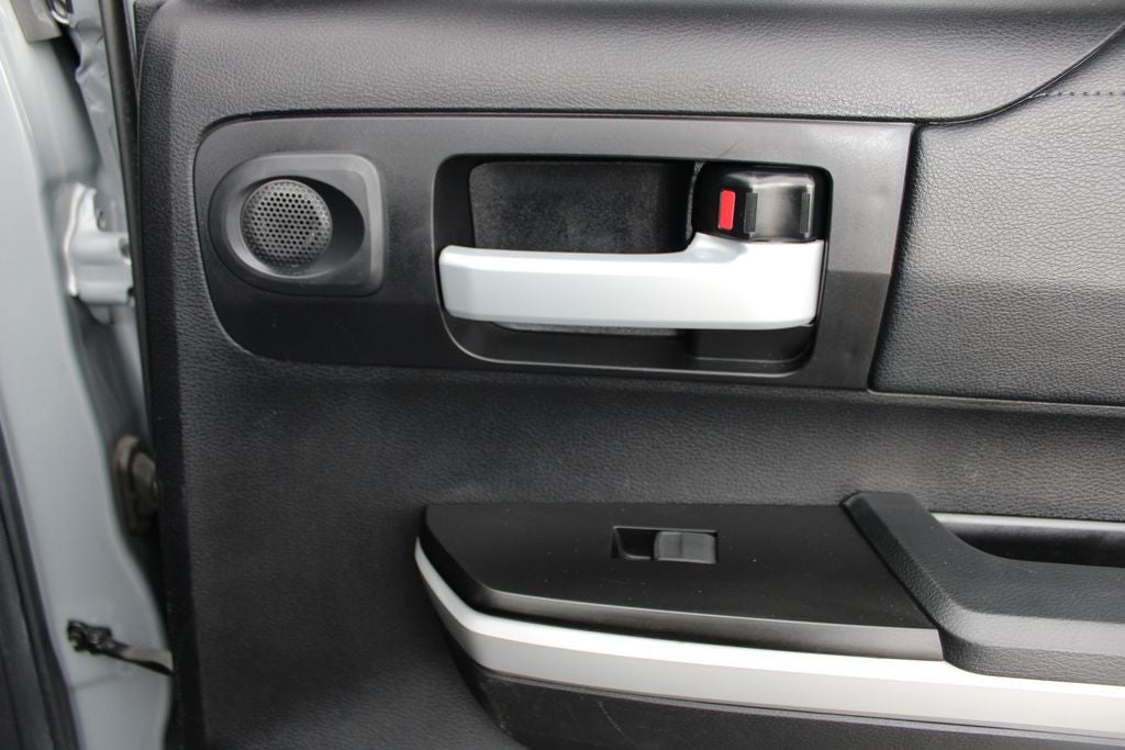 2019 Toyota TUNDRA 4X4 SR5