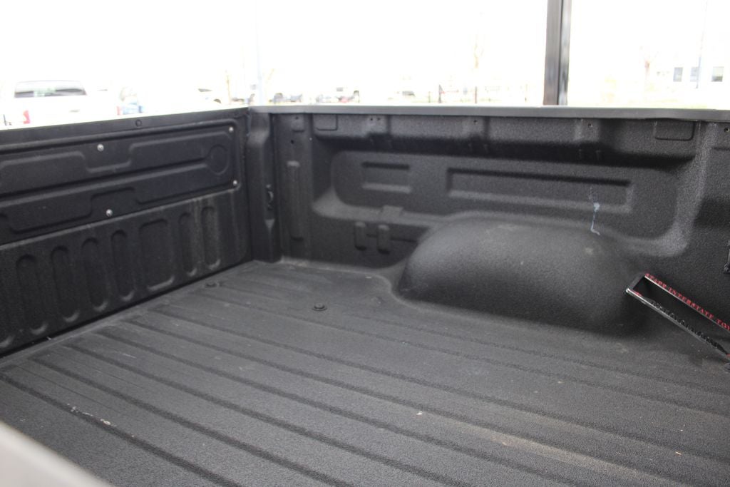 2019 Toyota TUNDRA 4X4 SR5