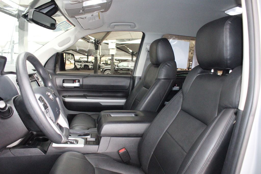 2019 Toyota TUNDRA 4X4 SR5