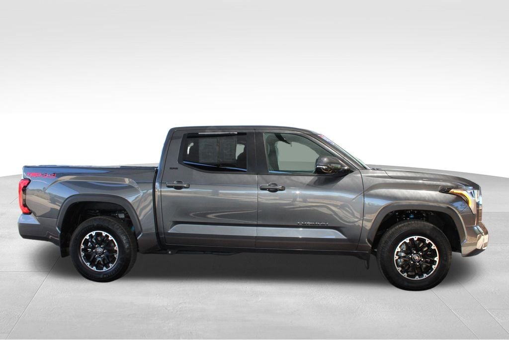 2025 Toyota TUNDRA 4X4 SR5