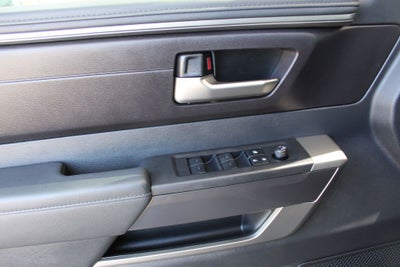 2025 Toyota TUNDRA 4X4 SR5