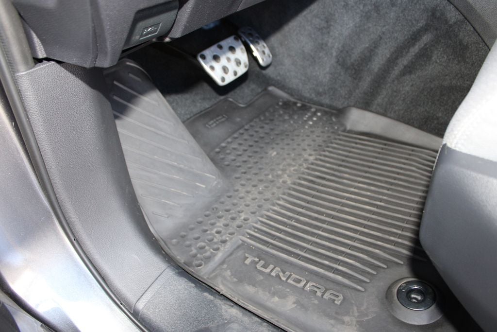 2025 Toyota TUNDRA 4X4 SR5