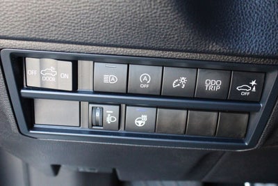 2025 Toyota TUNDRA 4X4 SR5