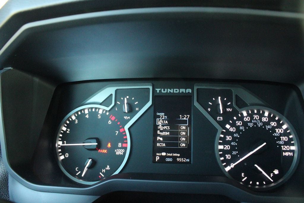 2025 Toyota TUNDRA 4X4 SR5