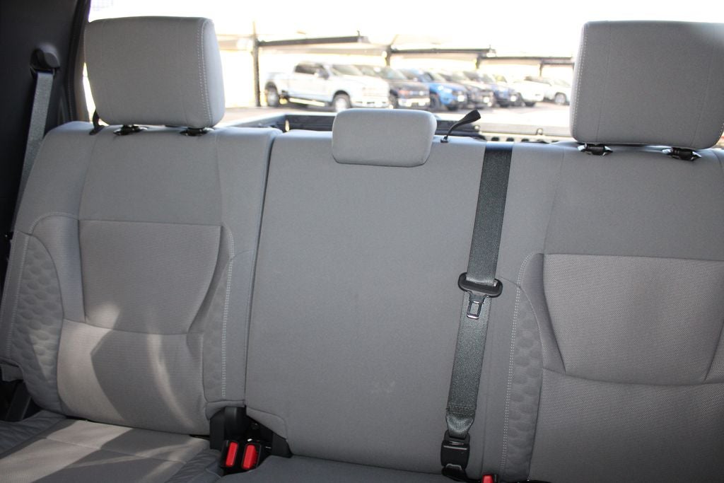 2025 Toyota TUNDRA 4X4 SR5