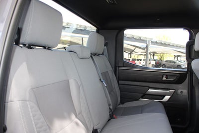 2025 Toyota TUNDRA 4X4 SR5