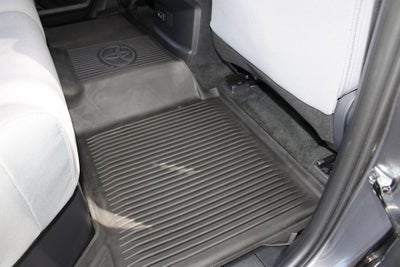 2025 Toyota TUNDRA 4X4 SR5