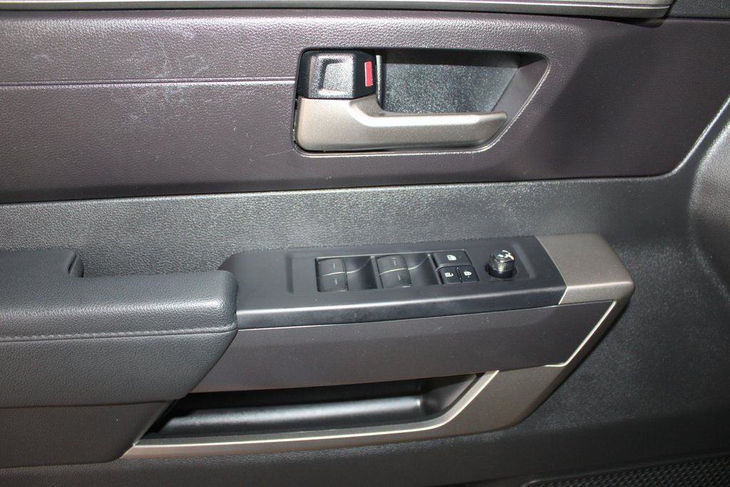 2025 Toyota TUNDRA 4X4 SR5