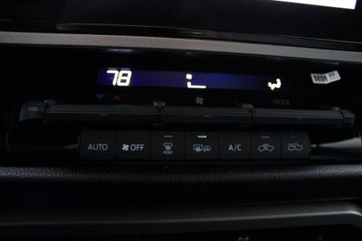 2025 Toyota TUNDRA 4X4 SR5