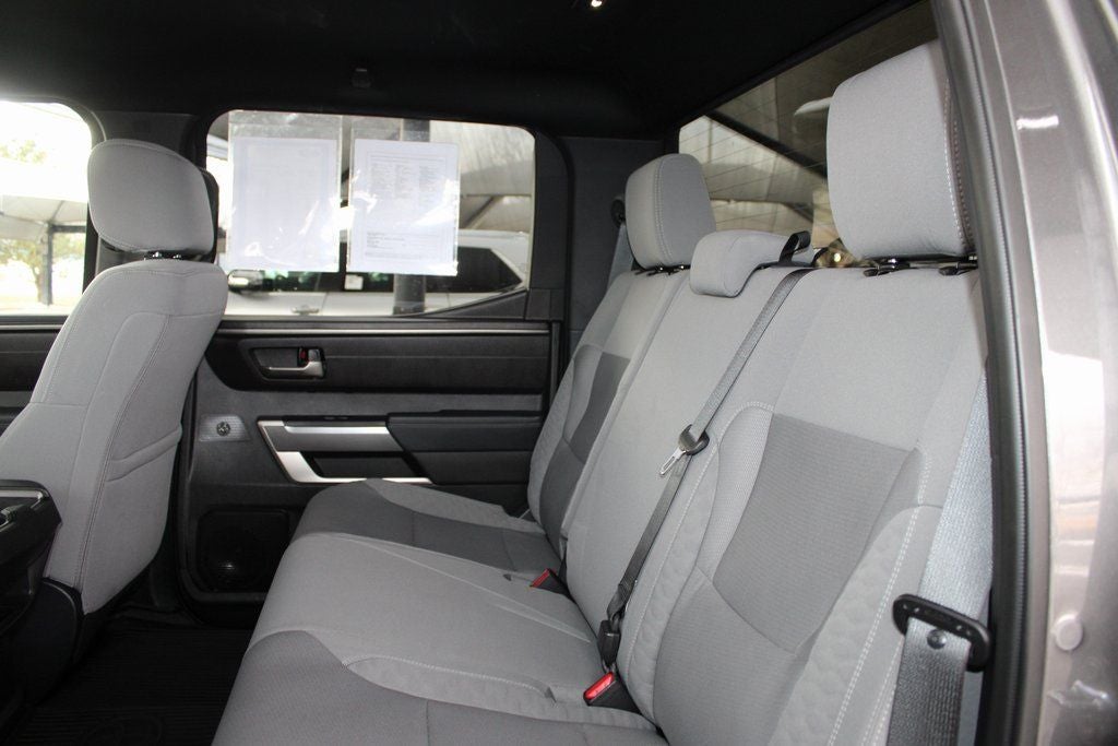 2025 Toyota TUNDRA 4X4 SR5