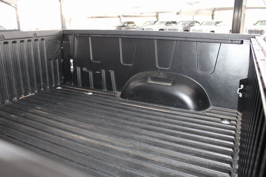 2025 Toyota TUNDRA 4X4 SR5