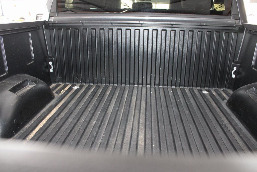 2025 Toyota TUNDRA 4X4 SR5