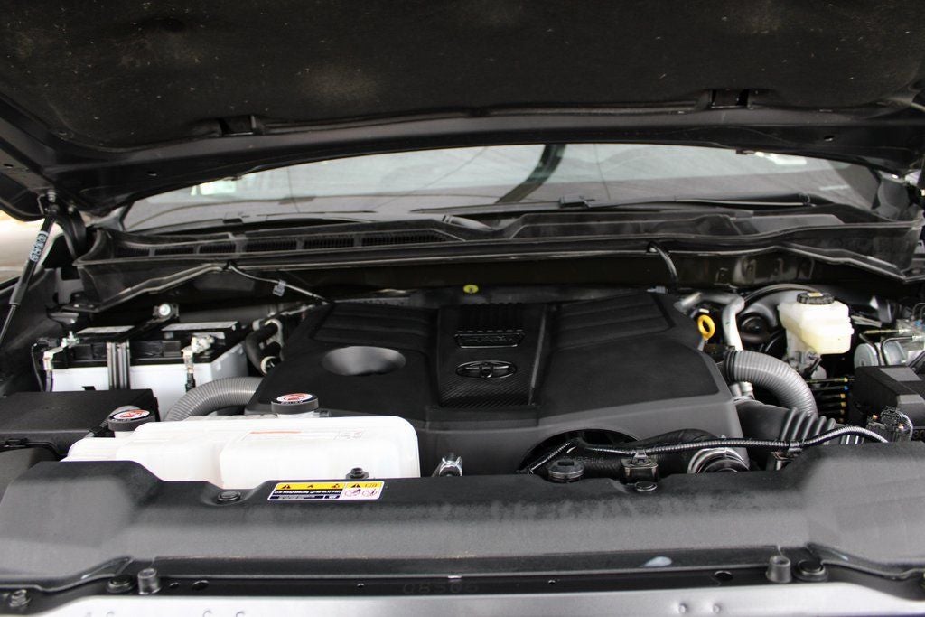 2025 Toyota TUNDRA 4X4 SR5