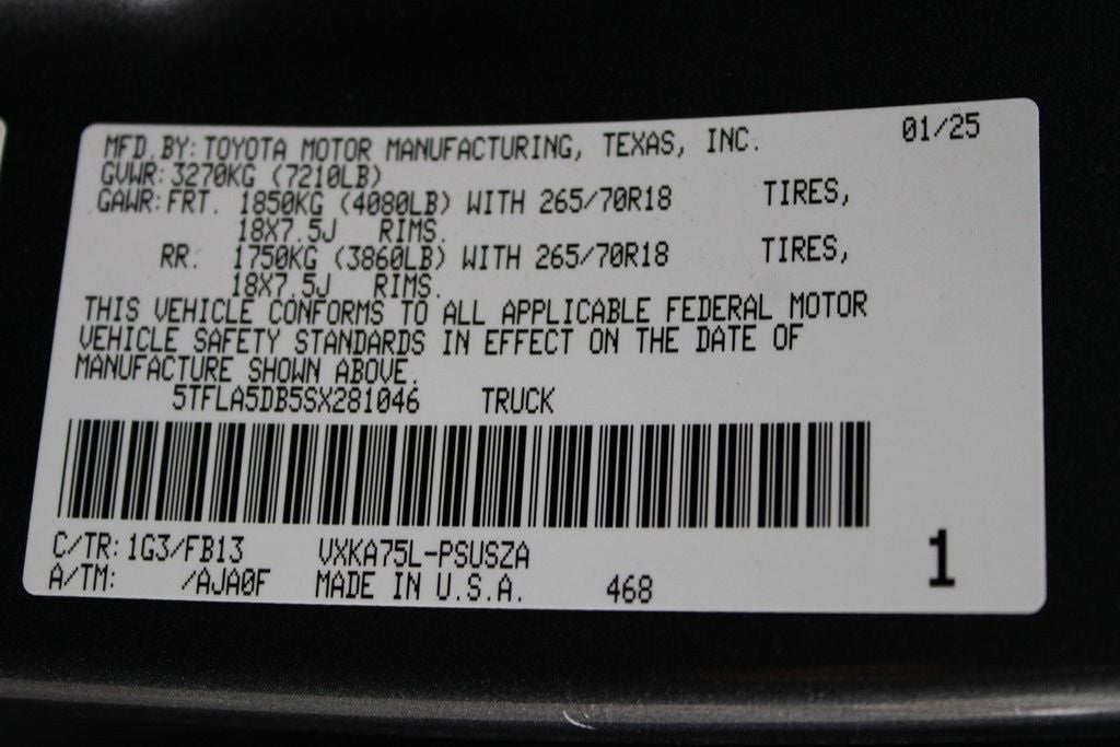 2025 Toyota TUNDRA 4X4 SR5