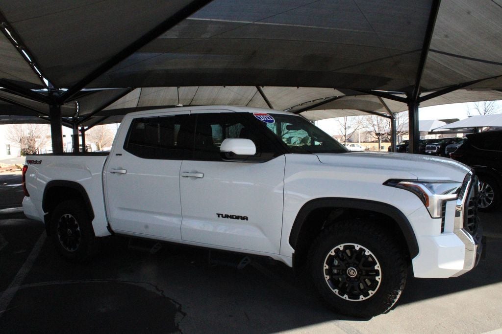 2022 Toyota TUNDRA 4X4 SR5