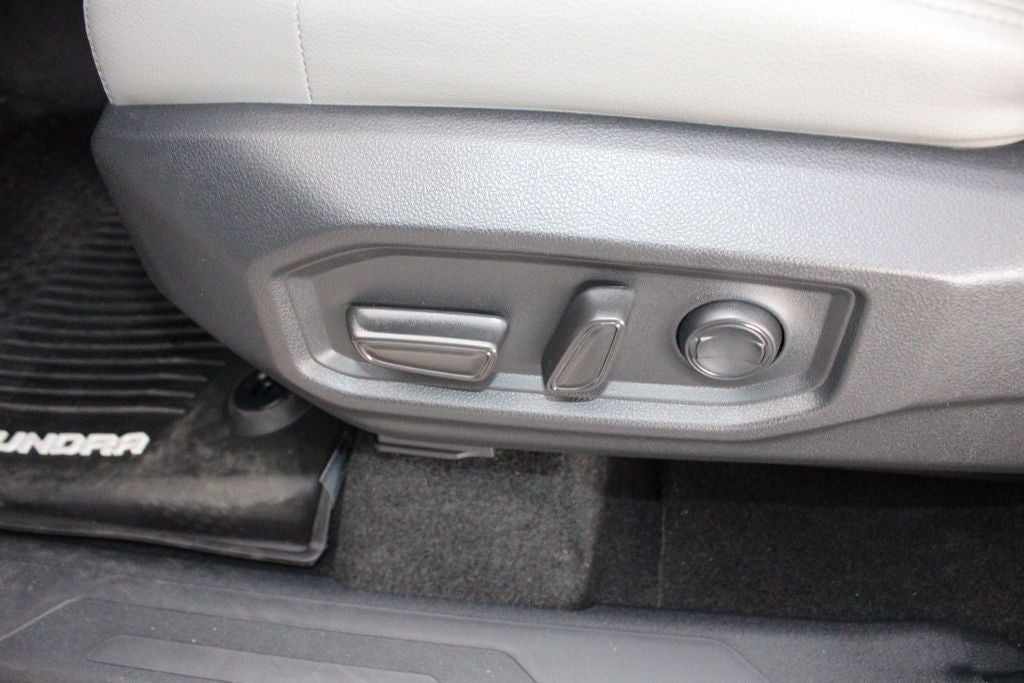 2022 Toyota TUNDRA 4X4 SR5